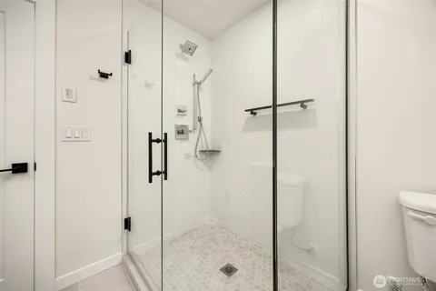 $1,270,000 | 8606 Linden Avenue North, Seattle, WA 98103