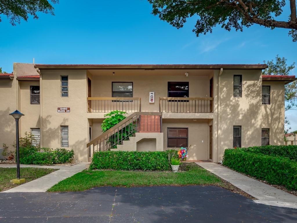 8460 Casa Del Lago, Unit G Boca Raton, FL 33433 - Photo 1 of 14 Home Front