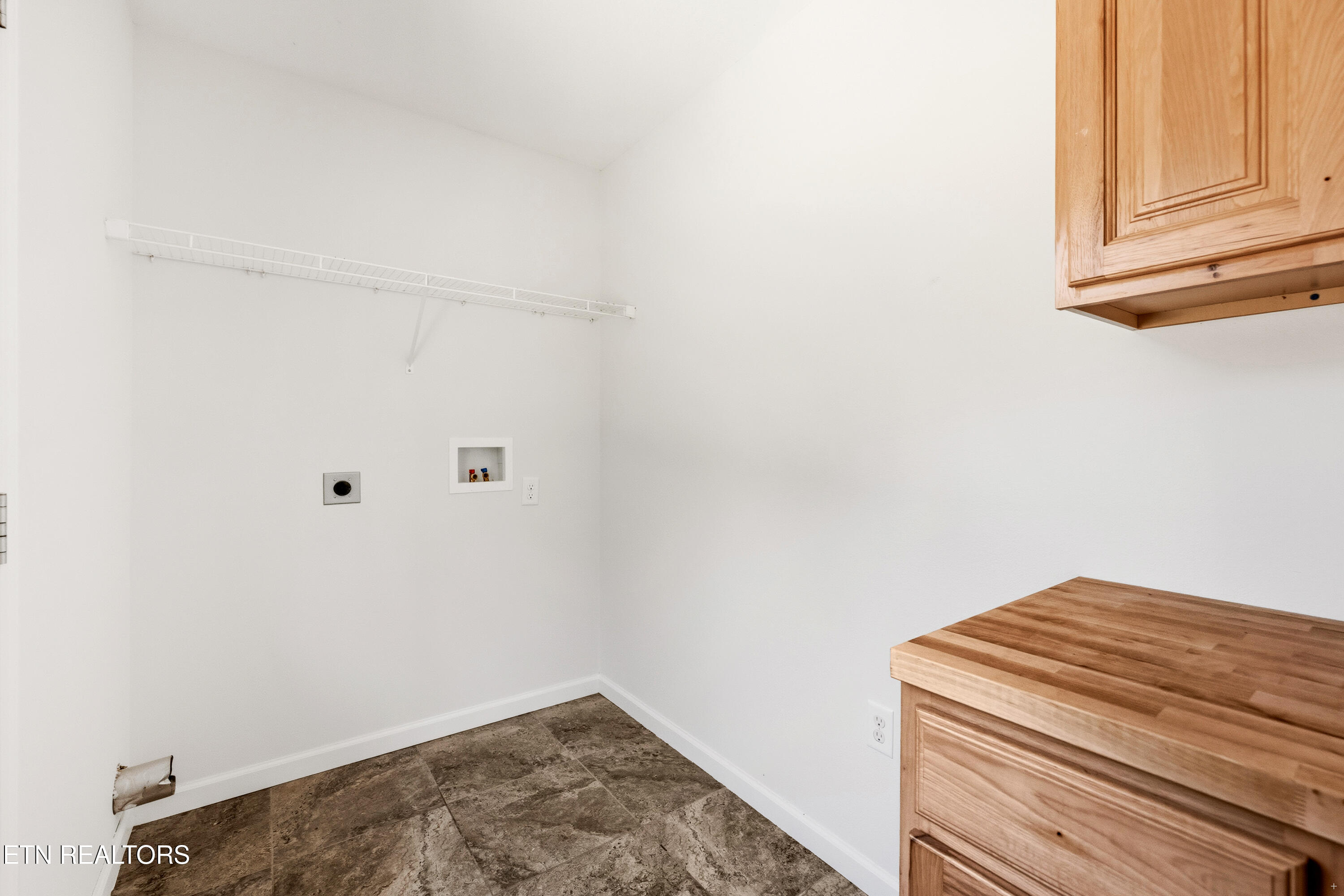 1462 Sandy Ridge Road Dandridge, TN 37725 - Photo 12 of 28 Positive Perceptions-12
