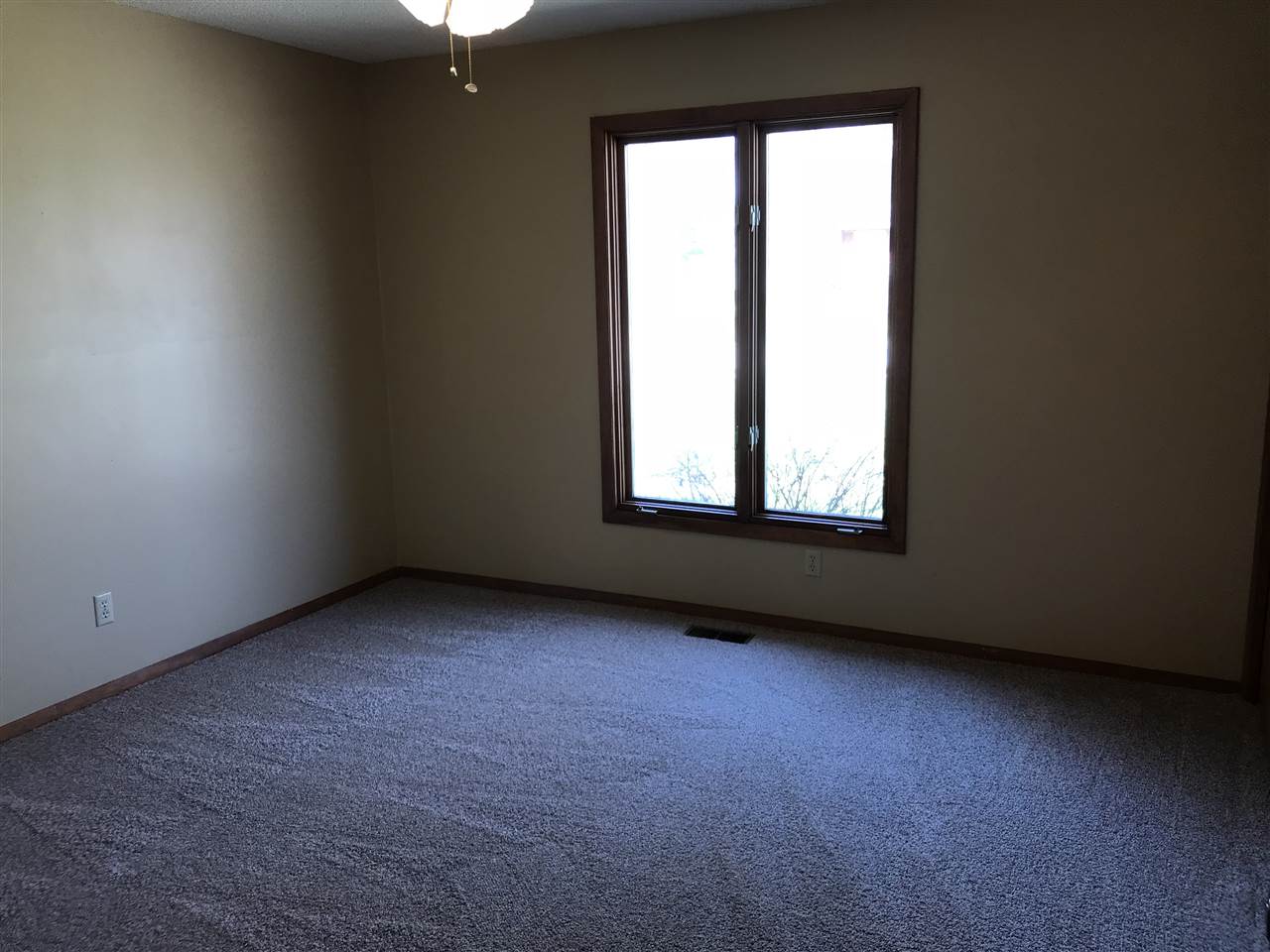 2103 West Bryden Road Muncie, IN 47304 - Photo 18 of 27 Gallery Image 18