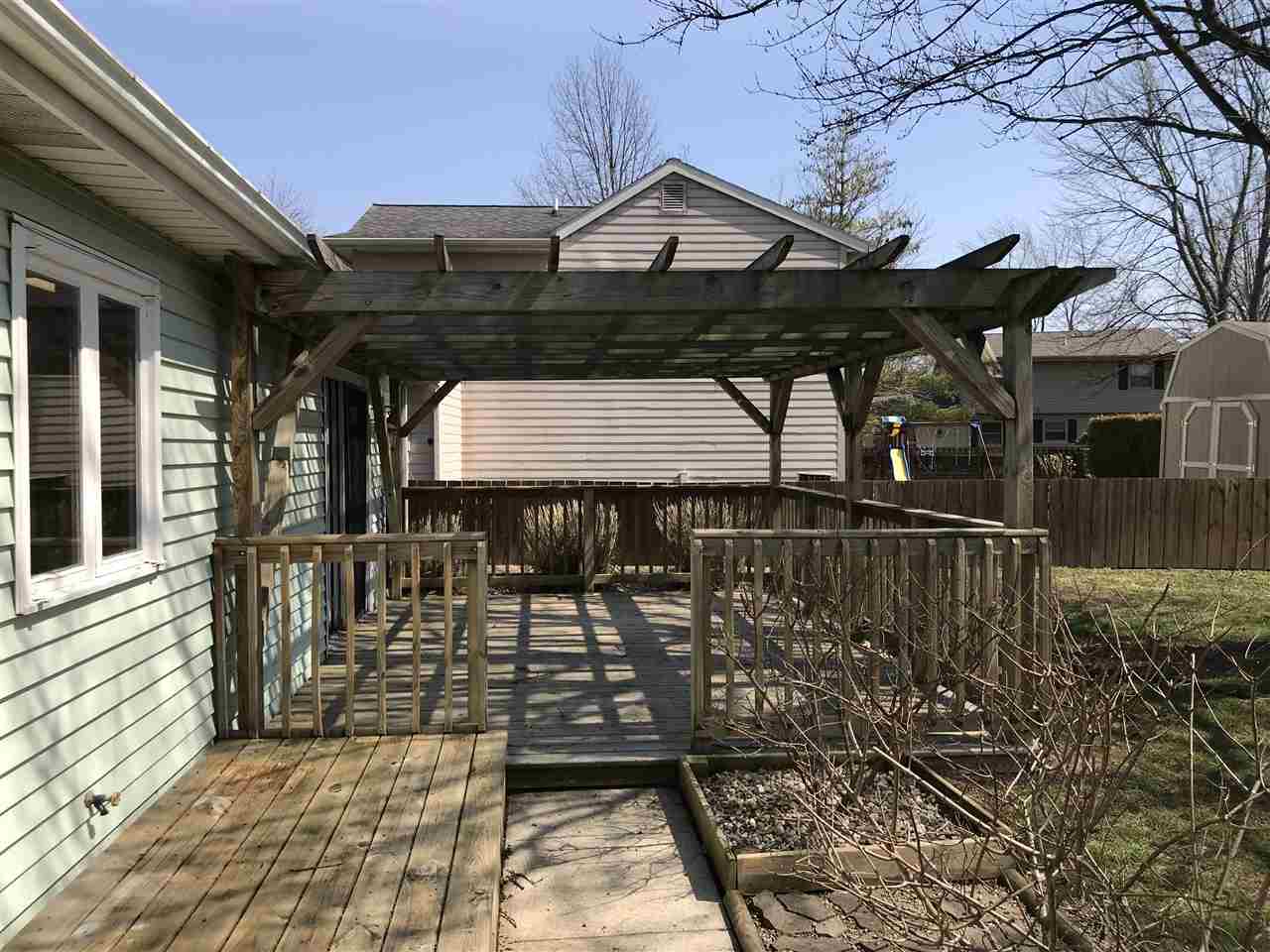 2103 West Bryden Road Muncie, IN 47304 - Photo 8 of 27 Gallery Image 8