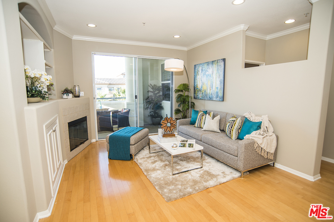 12963 West Runway Road, Unit 421 Playa Vista, CA 90094 - Photo 2 of 38