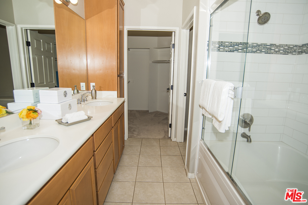 12963 West Runway Road, Unit 421 Playa Vista, CA 90094 - Photo 23 of 38