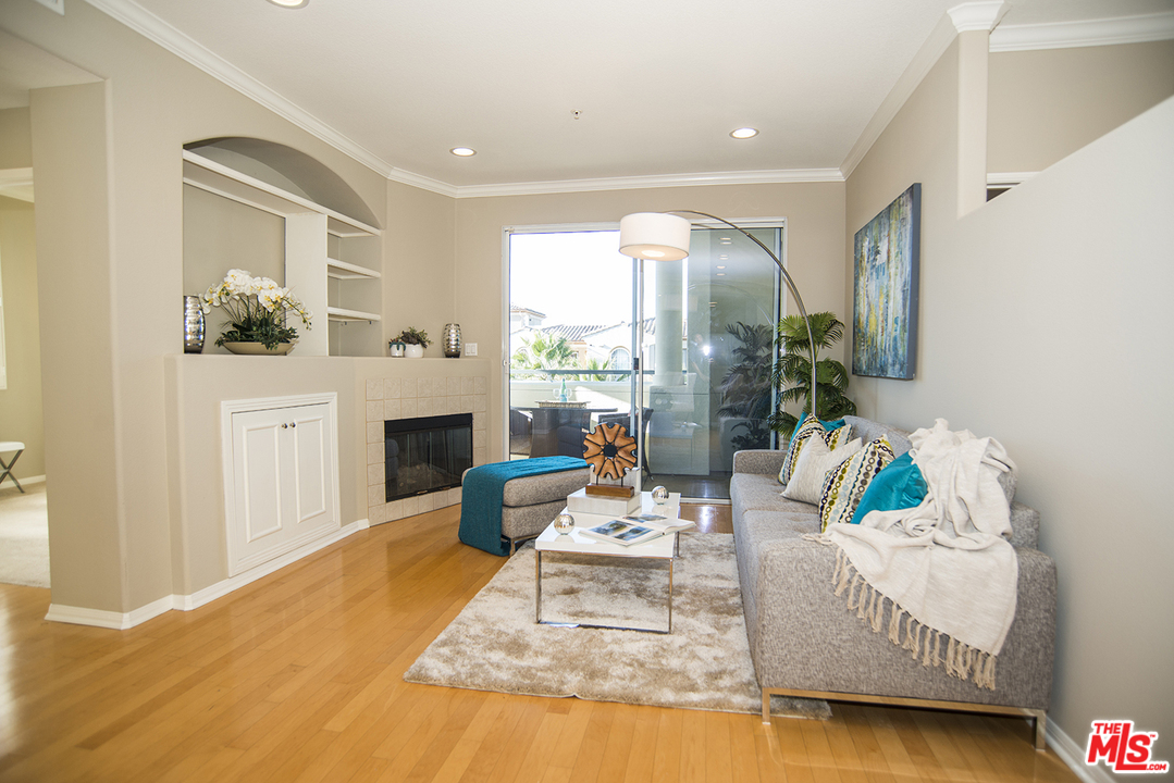 12963 West Runway Road, Unit 421 Playa Vista, CA 90094 - Photo 5 of 38