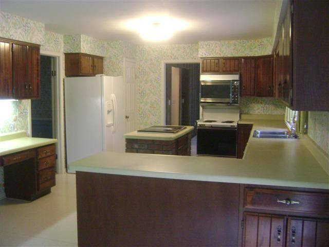 1119 Ruffner Road Niskayuna, NY 12309 - Photo 3 of 11 Photo 3