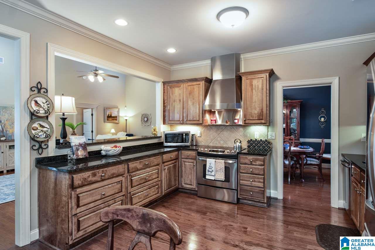 926 Haddington Dale Pelham, AL 35124 - Photo 4 of 41