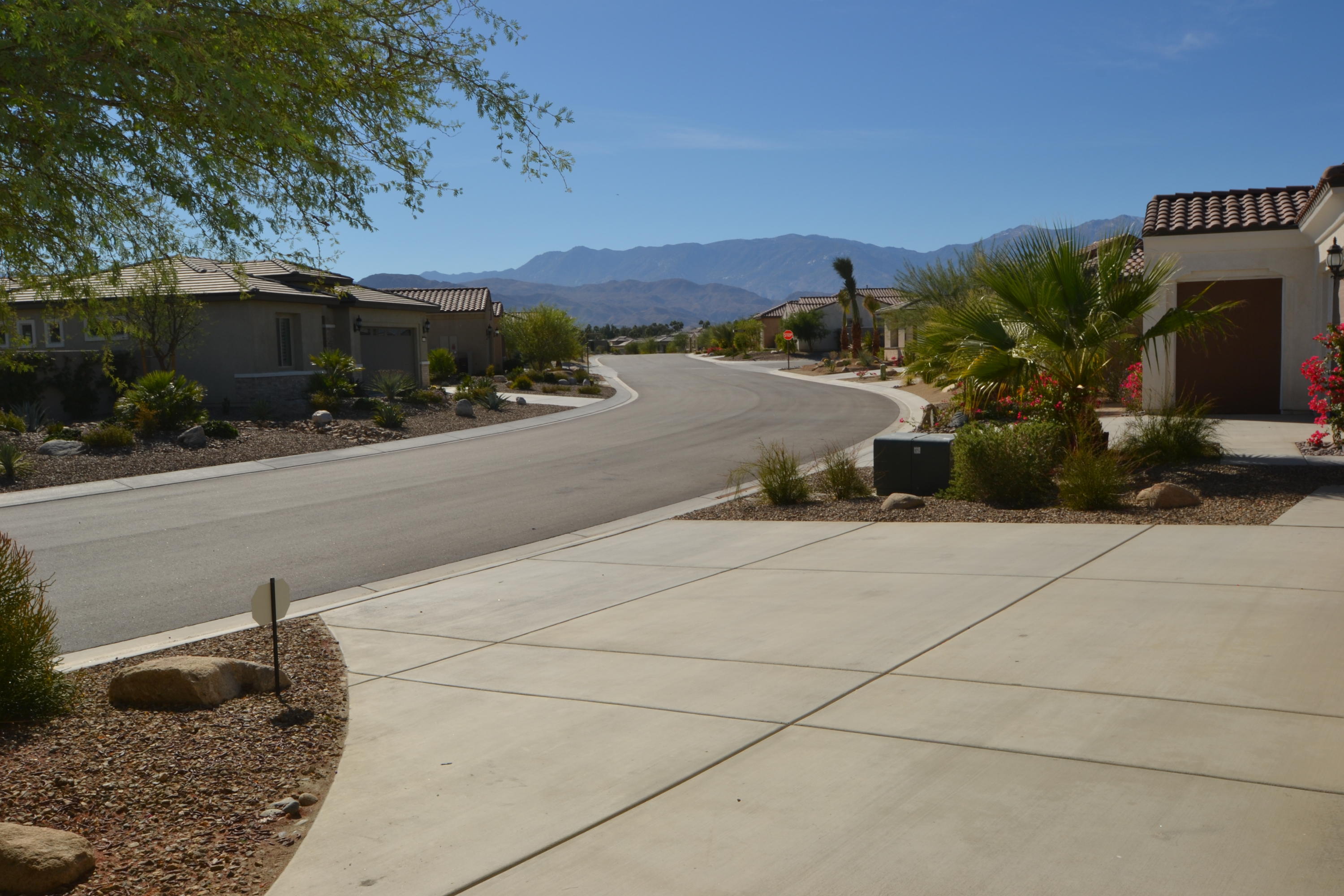 22 Merlot Rancho Mirage, CA 92270 - Photo 4 of 48 Mountain View from Front of House