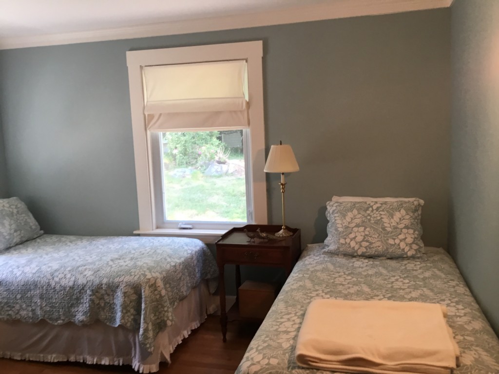 79 Beach Hill Road New Castle, NH 03854 - Photo 4 of 12 Gallery Image 4