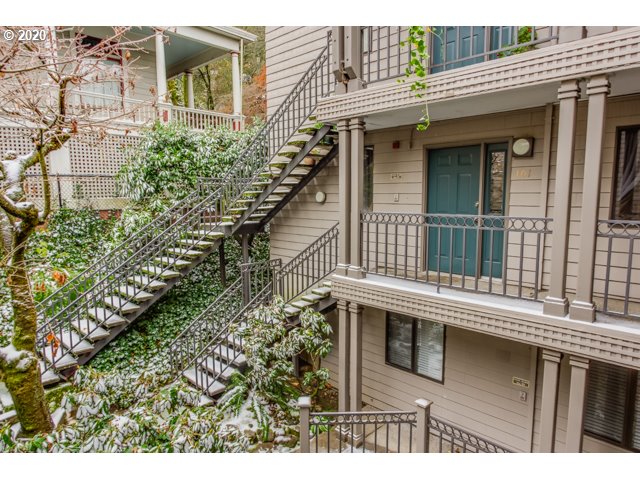 1320 Southwest Hall Street, Unit 101 Portland, OR 97201 - Photo 19 of 23 Gallery Image 19