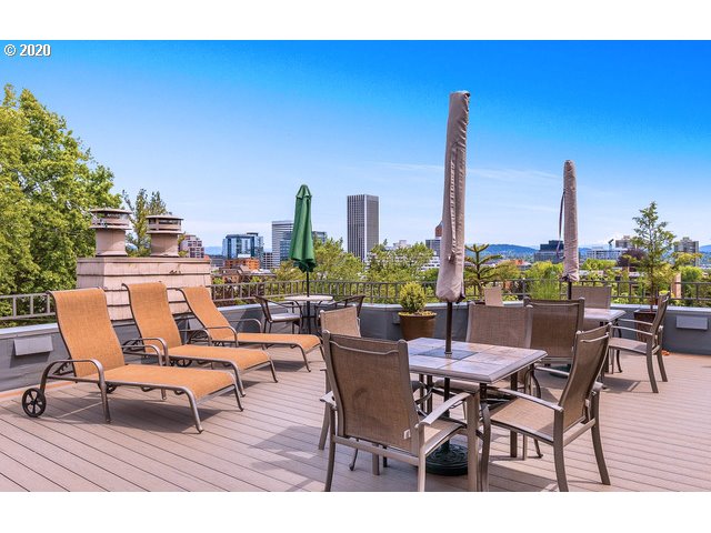 1320 Southwest Hall Street, Unit 101 Portland, OR 97201 - Photo 22 of 23 Gallery Image 22