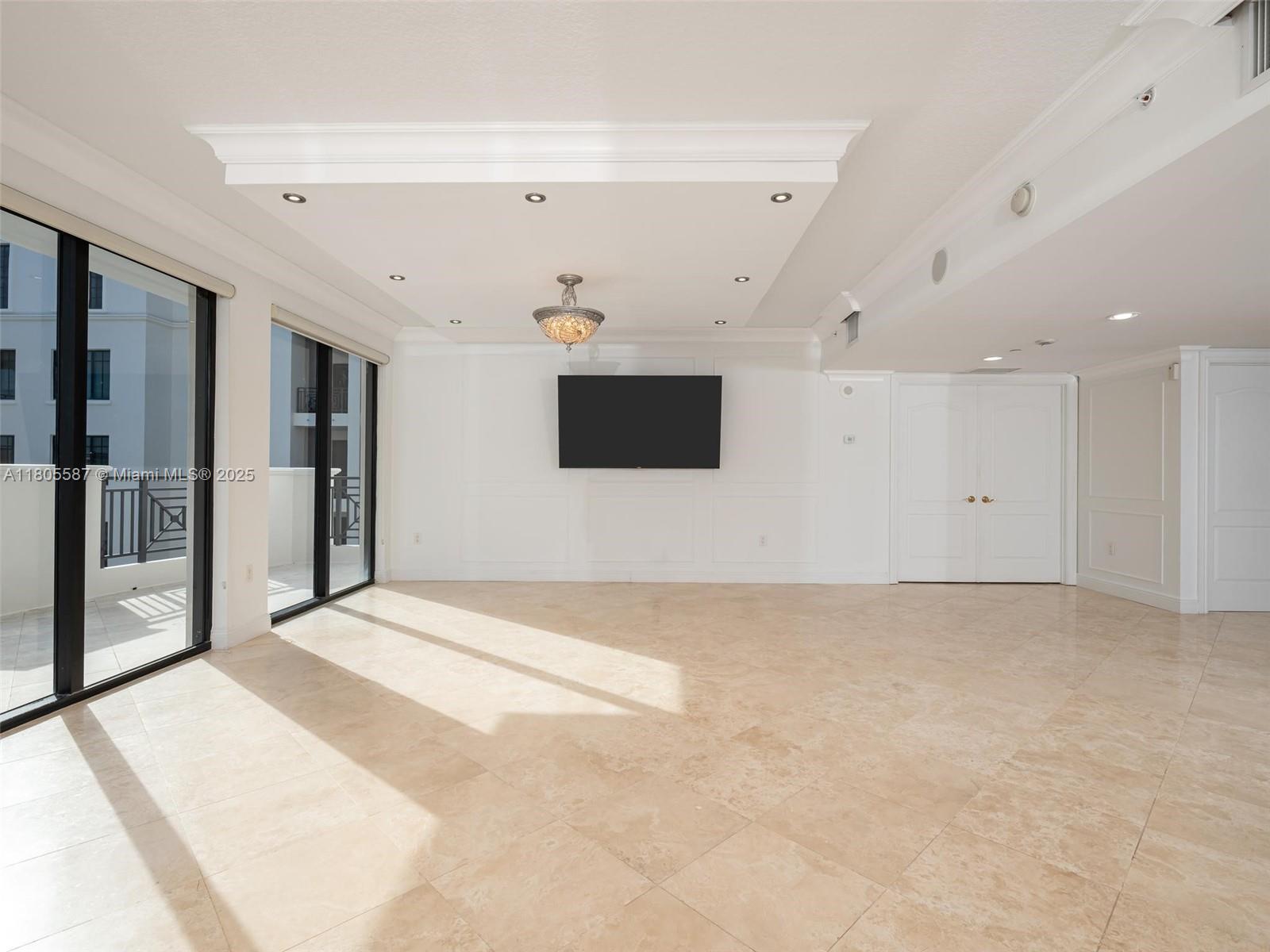 200 East Palmetto Park Road, Unit 700 Boca Raton, FL 33432 - Photo 4 of 36 a view of an empty room