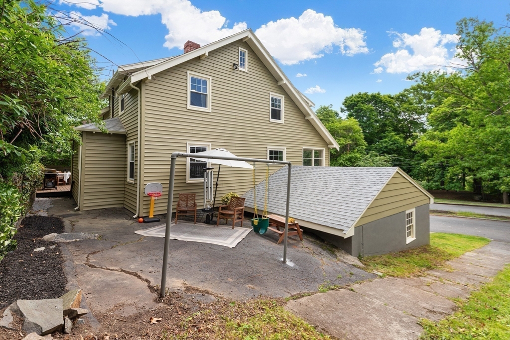 27 Fellsmere Road Malden, MA 02148 - Photo 32 of 39