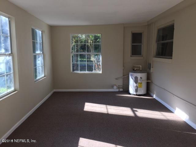 3853 Bess Road Jacksonville, FL 32277 - Photo 22 of 22 a view of a window in an empty room