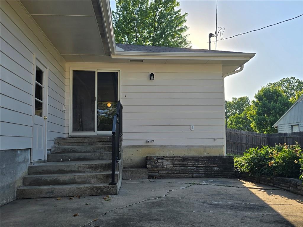 223 West 9th Street Fort Scott, KS 66701 - Photo 10 of 65