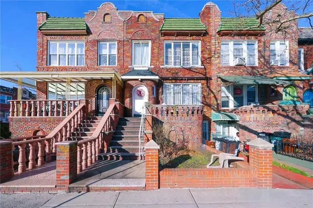 $1,900,000 | 251 Avenue P | Bensonhurst