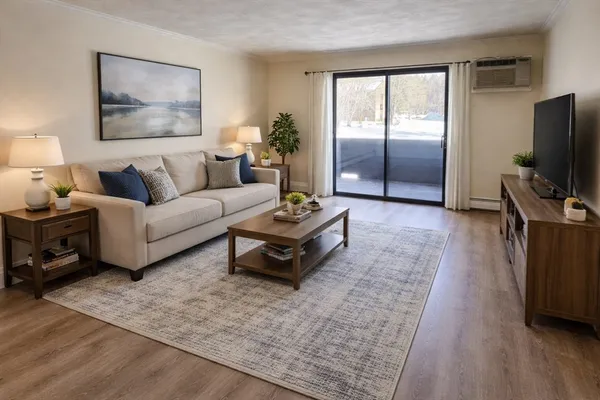 $299,900 | 15 Davis Road, Unit B11, Acton, MA 01720