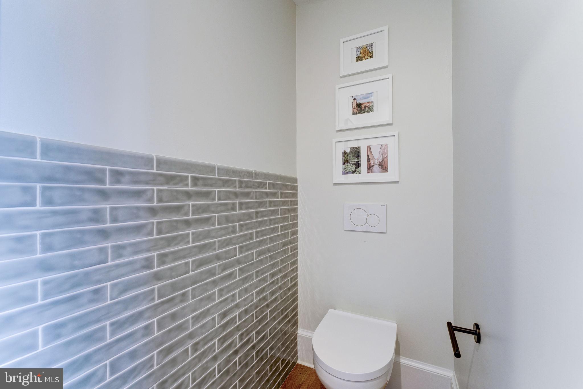 1327 R Street Northwest, Unit 2 Washington, DC 20009 - Photo 27 of 44 Powder room - upper level