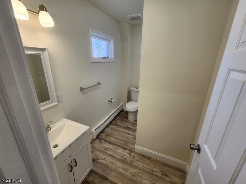 7 Lindsley Road Little Falls, NJ 07424 - Photo 13 of 18