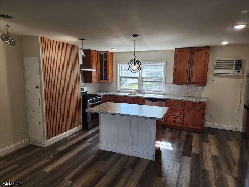 7 Lindsley Road Little Falls, NJ 07424 - Photo 4 of 18