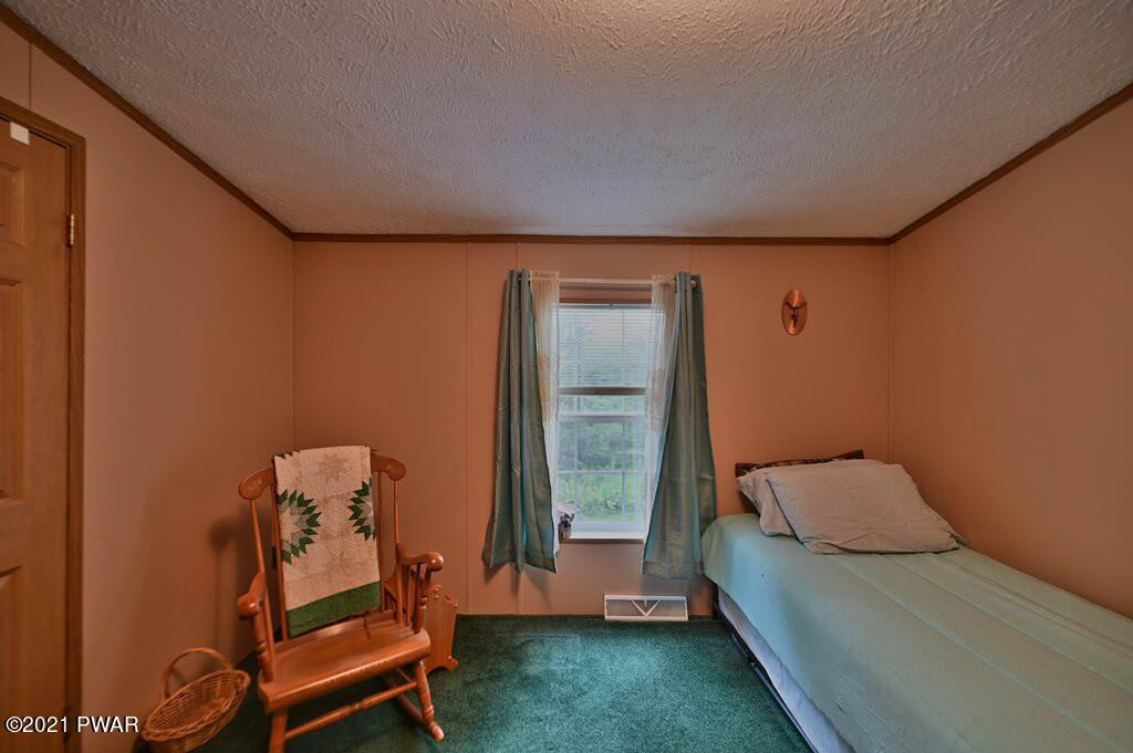 33 Oakview Lane Waymart, PA 18472 - Photo 45 of 65