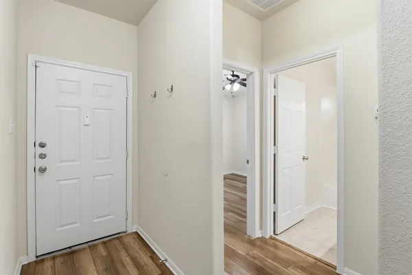 $2,075 | 6314 Applewood Forest Drive, Katy, TX 77494