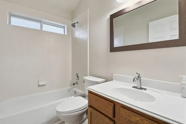 $2,075 | 6314 Applewood Forest Drive, Katy, TX 77494