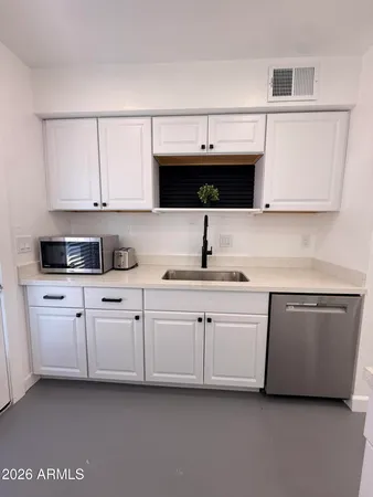 $3,500 | 2708 North Dayton Street, Phoenix, AZ 85006