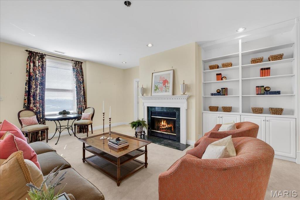 750 South Hanley Road, Unit 54 St. Louis, MO 63105 - Photo 16 of 57 Gallery Image 16