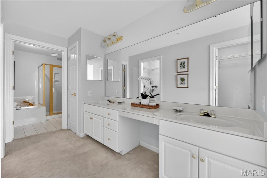 750 South Hanley Road, Unit 54 St. Louis, MO 63105 - Photo 22 of 57 Gallery Image 22