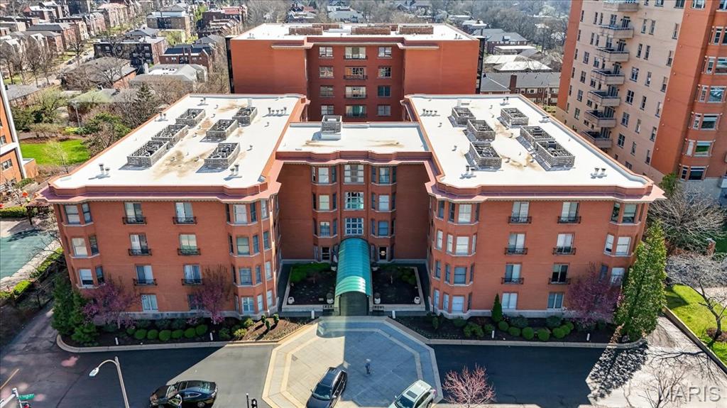 750 South Hanley Road, Unit 54 St. Louis, MO 63105 - Photo 46 of 57 Gallery Image 46