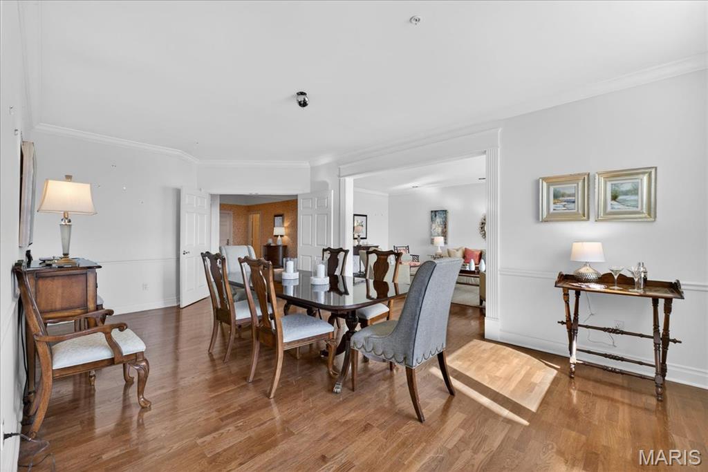 750 South Hanley Road, Unit 54 St. Louis, MO 63105 - Photo 9 of 57 Gallery Image 9