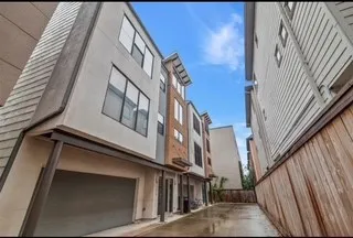 $3,100 | 941 West 21st Street, Unit D, Houston, TX 77008