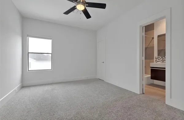 $3,100 | 941 West 21st Street, Unit D, Houston, TX 77008
