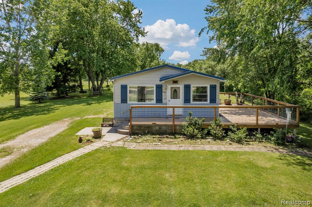 15387 Schultz Road Allenton, MI 48002 - Photo 1 of 34