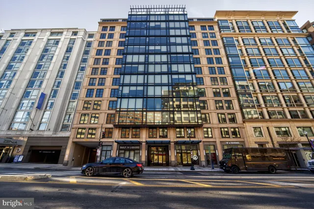 $2,395 | 1133 14th Street Northwest, Unit 803, Washington, DC 20005