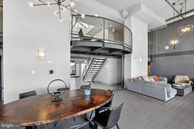 $2,395 | 1133 14th Street Northwest, Unit 803, Washington, DC 20005