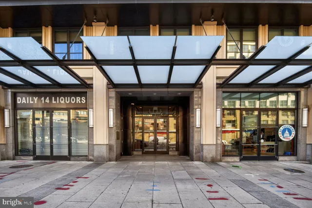 $2,395 | 1133 14th Street Northwest, Unit 803, Washington, DC 20005