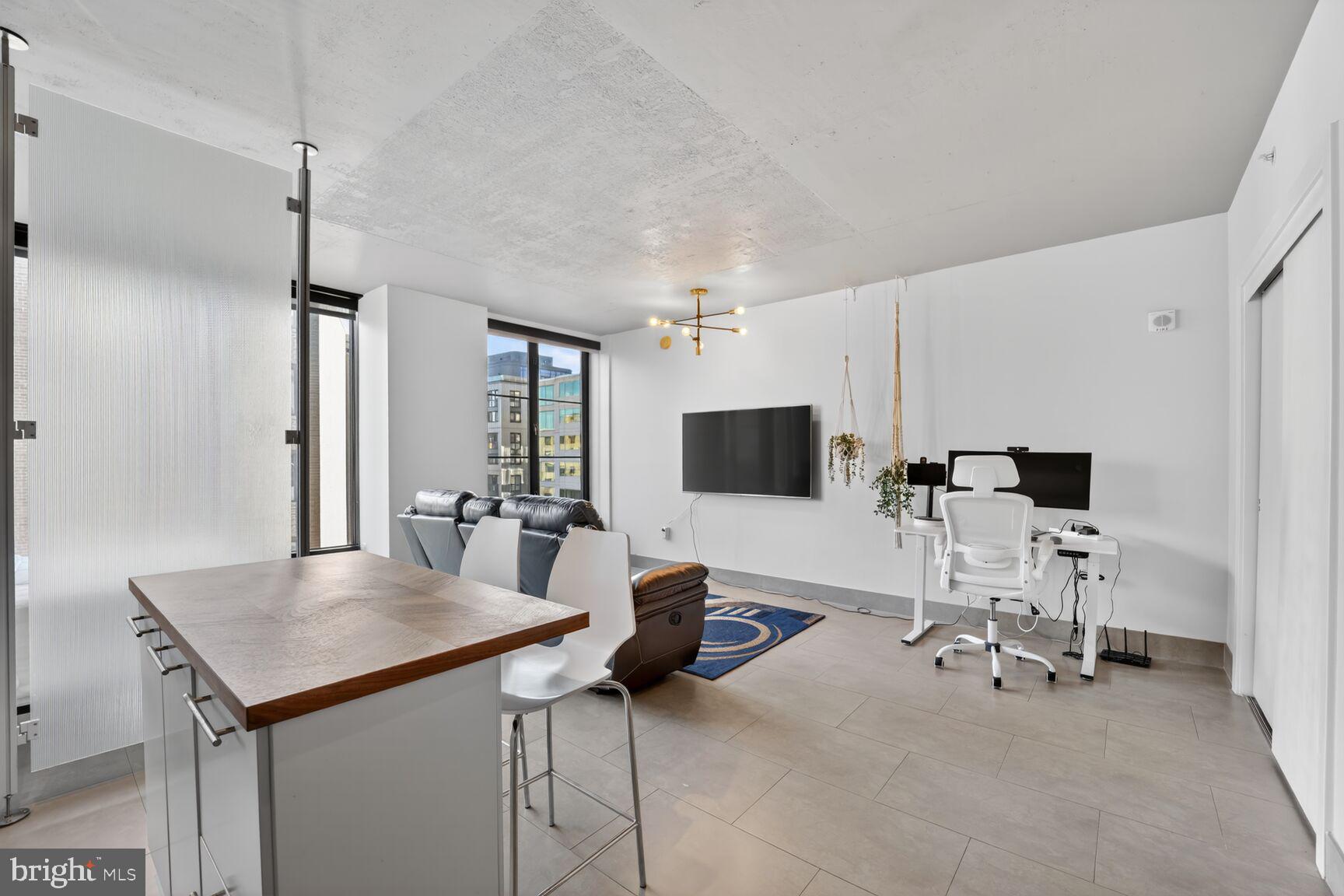 1133 14th Street Northwest, Unit 803 Washington, DC 20005 - Photo 5 of 26