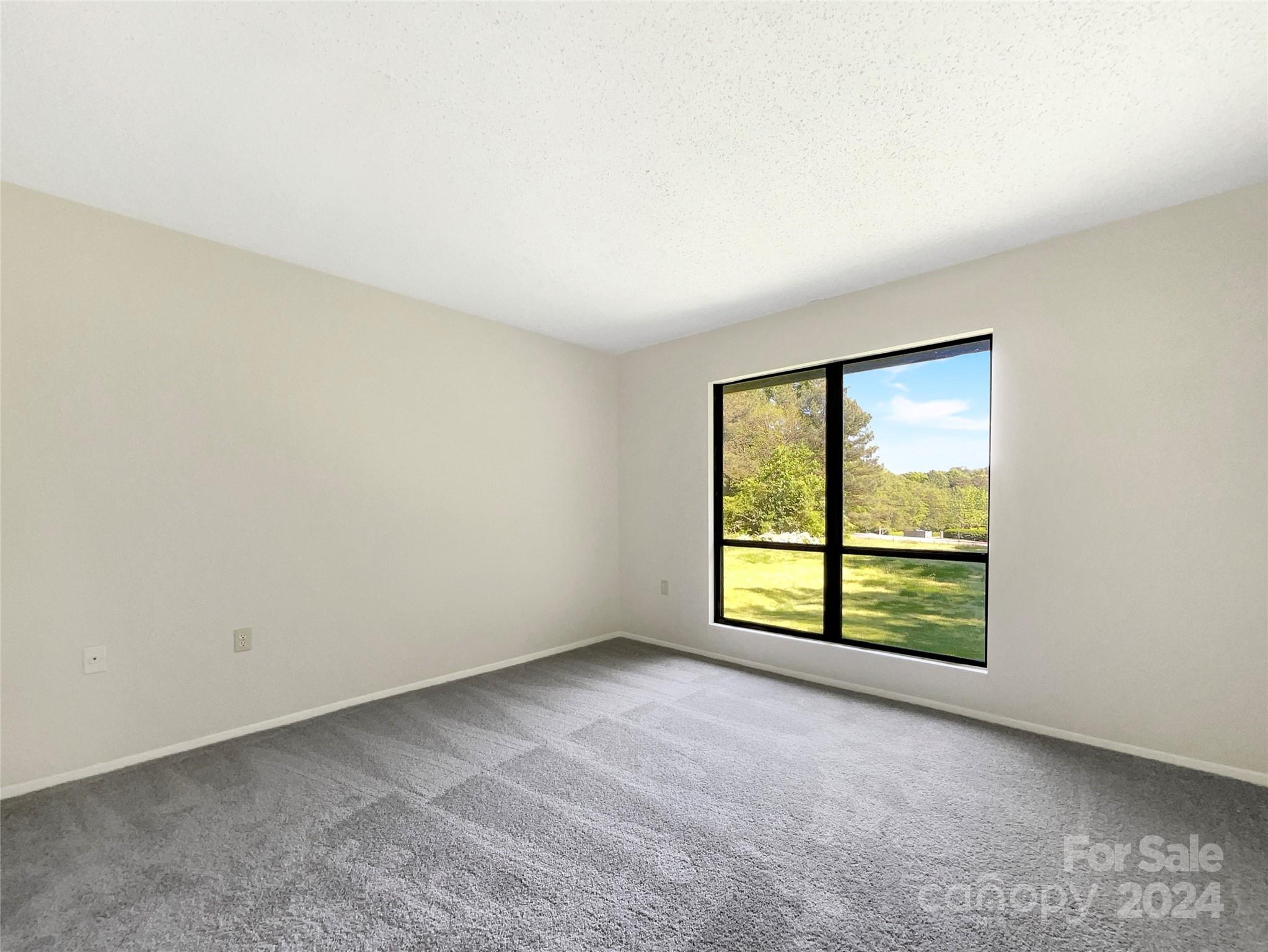 4948 Sardis Road, Unit D Charlotte, NC 28270 - Photo 16 of 19 Gallery Image 16