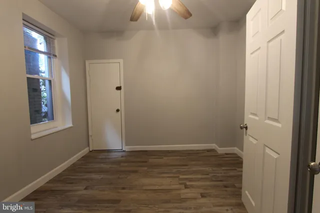 $995 | 5028 Wayne Avenue, Philadelphia, PA 19144