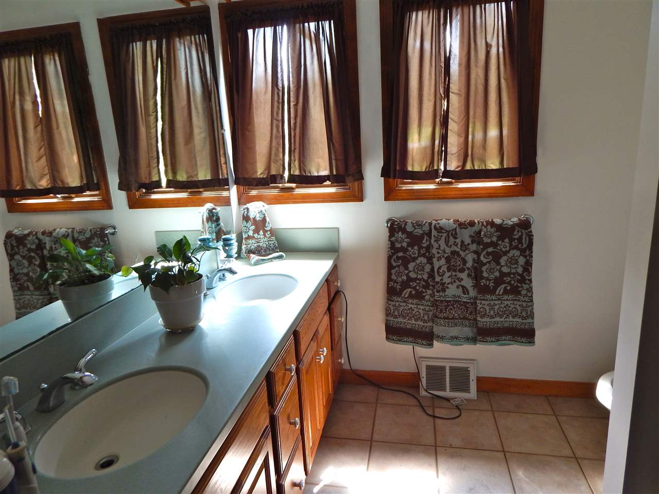 211 Cates Hill Road Berlin, NH 03570 - Photo 19 of 26 Gallery Image 19