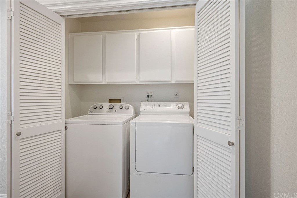 4 Puerto Morant San Clemente, CA 92672 - Photo 9 of 15 a utility room with dryer and washer