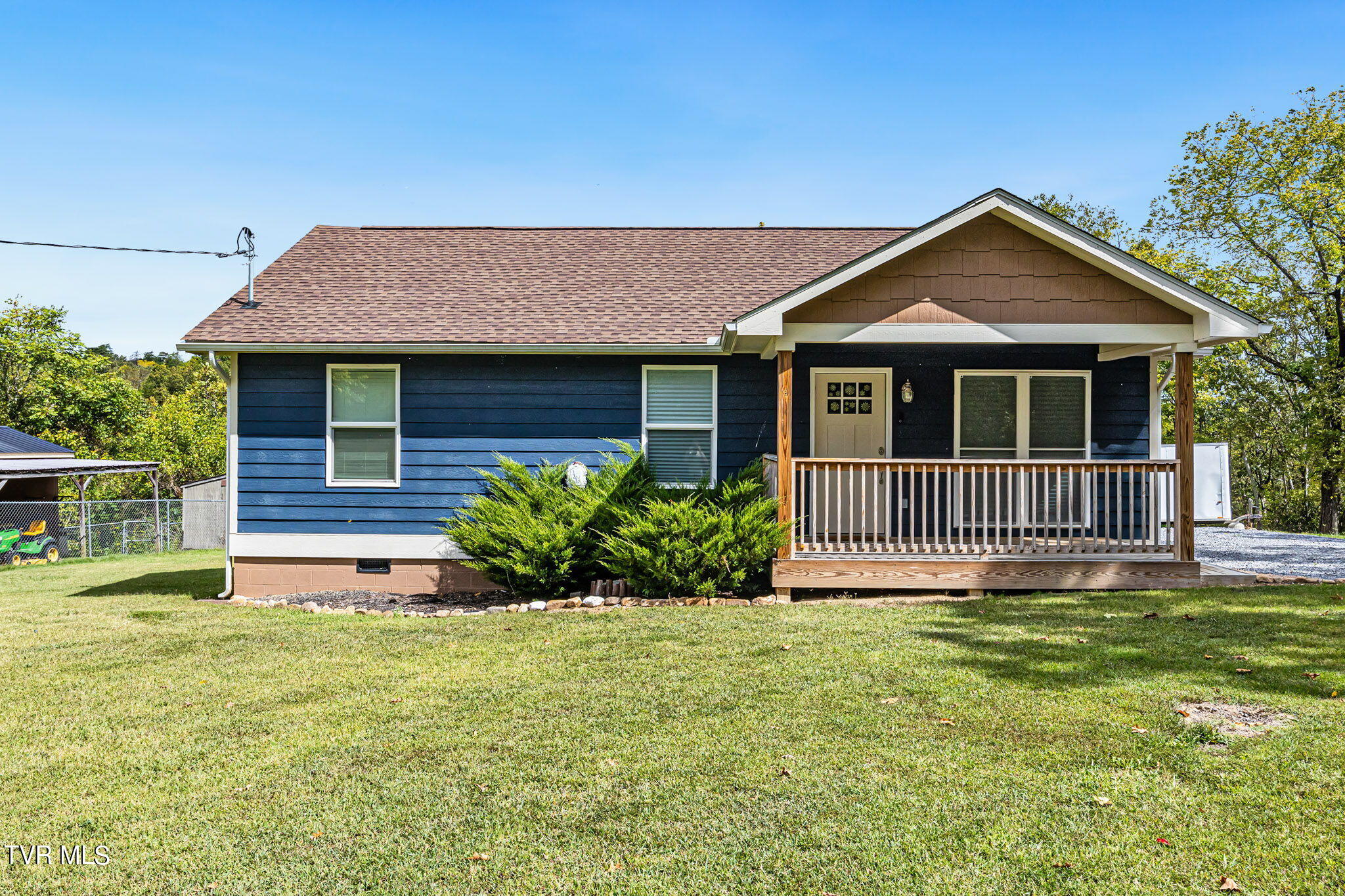 206 France Road Newport, TN 37821 - Photo 1 of 22 2-web-or-mls-IMG_4193