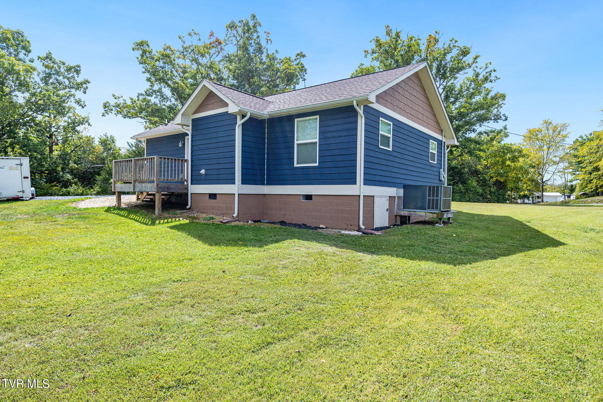 206 France Road Newport, TN 37821 - Photo 19 of 22 4-web-or-mls-IMG_4202