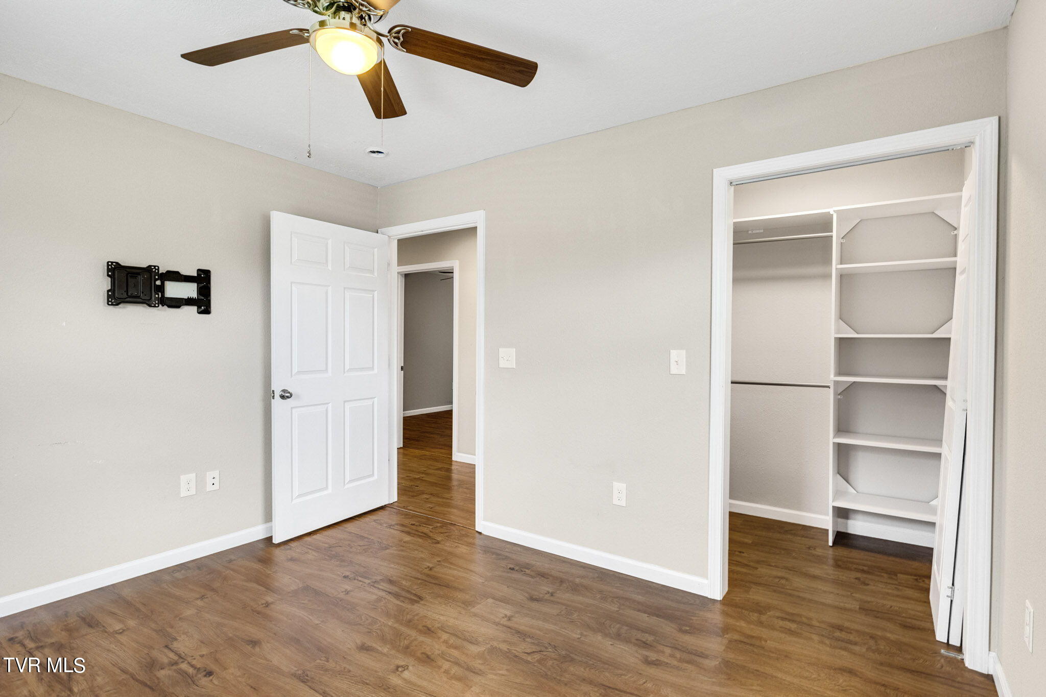 206 France Road Newport, TN 37821 - Photo 9 of 22 9-web-or-mls-IMG_4215