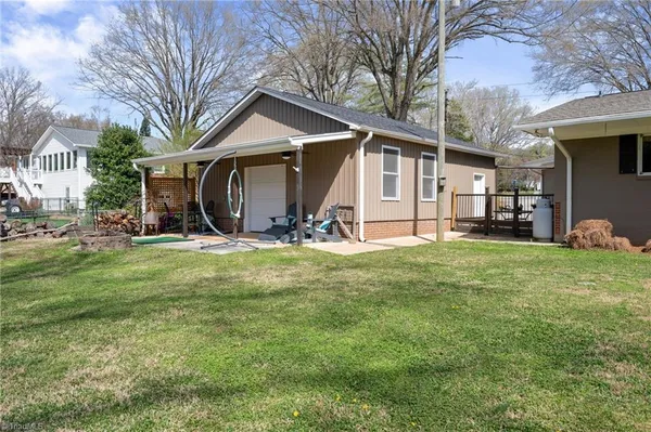 $525,000 | 4056 Beaver Brook Road, Clemmons, NC 27012