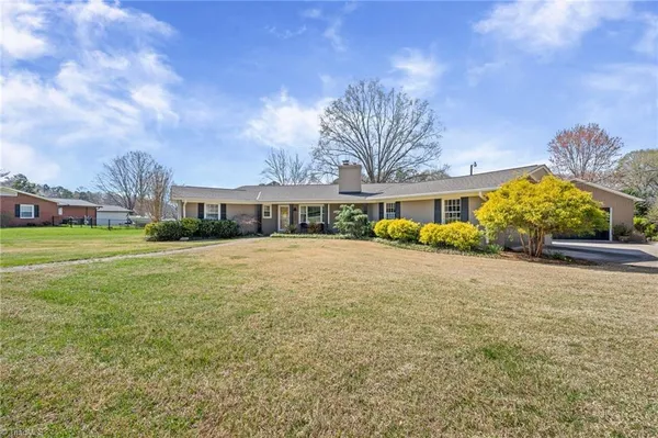 $525,000 | 4056 Beaver Brook Road, Clemmons, NC 27012