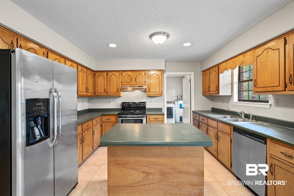 8405 Abbey Road Wilmer, AL 36587 - Photo 7 of 29