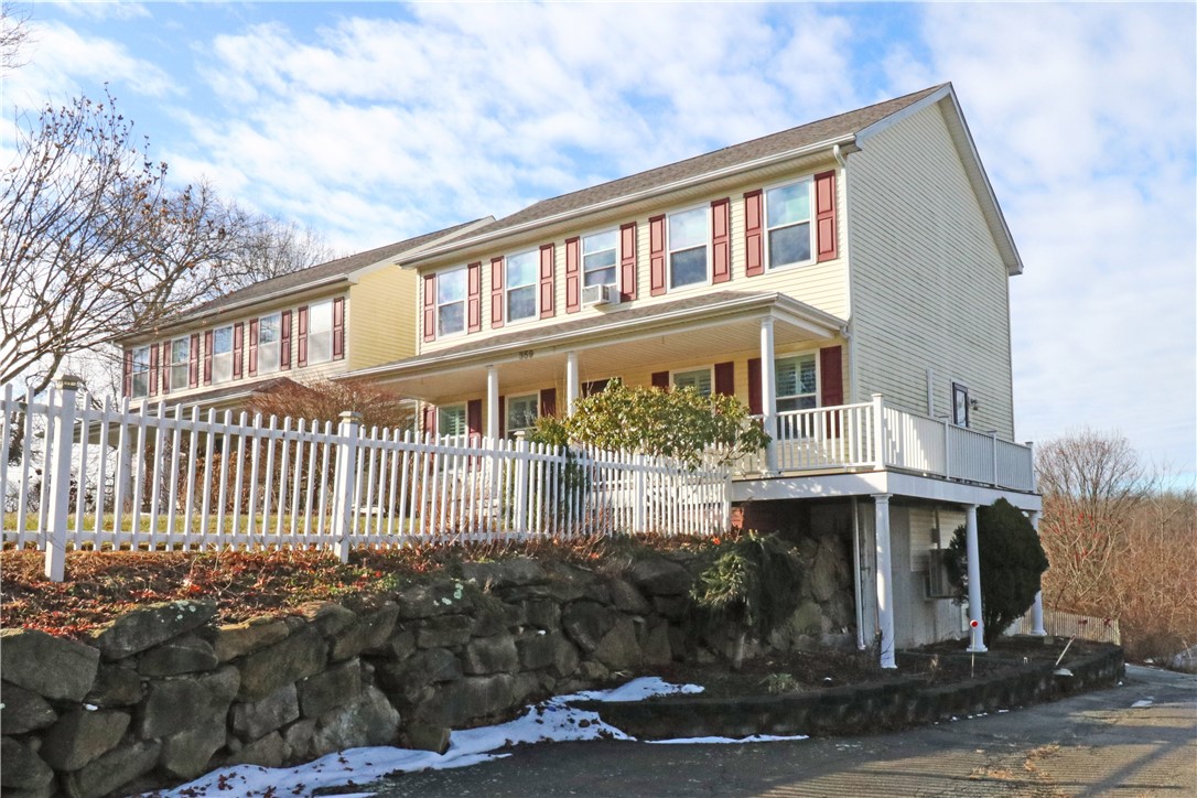 359 Main Road Tiverton, RI 02878 - Photo 3 of 46