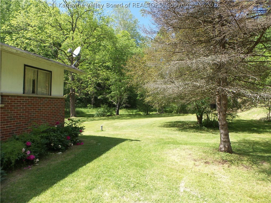 2843 Poca Fork Road Elkview, WV 25071 - Photo 19 of 23 Gallery Image 19